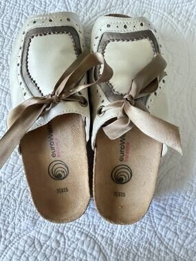 euroWellness Balance Ivory Brown Peep Toe Ribbon Tied Sandals Slides Shoes sz 7